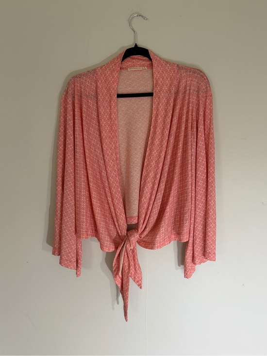 Alternative Apparel Sweaters - Alternative Apparel Coral Print Tie Front Cardigan Top Size L